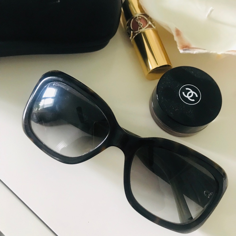 Vintage Chanel sunglasses with case